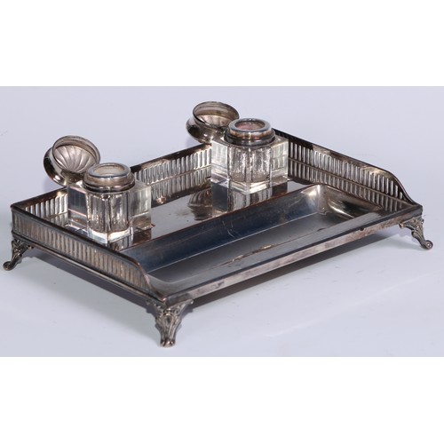 15 - A George III Old Sheffield Plate rectangular inkstand, pierced three-quarter gallery, square glass w... 