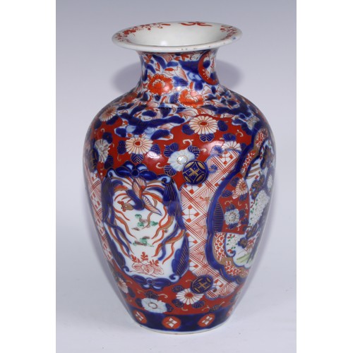 766 - A Japanese ovoid vase, painted in the Imari palette, 27cm high, Meiji period