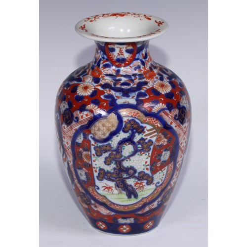 766 - A Japanese ovoid vase, painted in the Imari palette, 27cm high, Meiji period