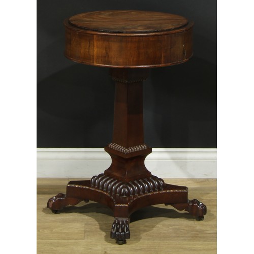 1185 - A George IV mahogany combination occasional table and bloom pedestal, circular top with removable co... 