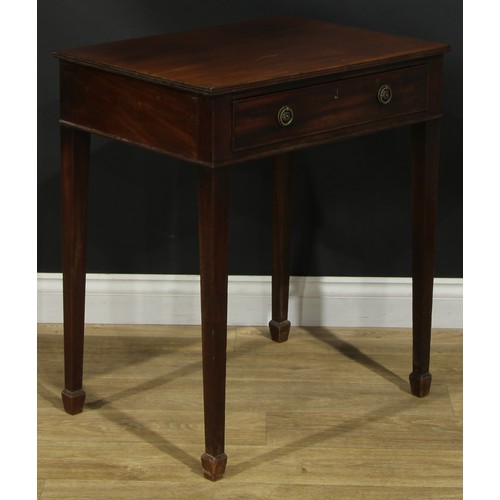 1434 - A Regency mahogany side table, rectangular top with reeded edge above a long cockbeaded frieze drawe... 