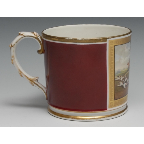 456 - A 19th century English porcelain mug, probably Chamberlains or Grainger’s Worcester,  painted huntsm... 