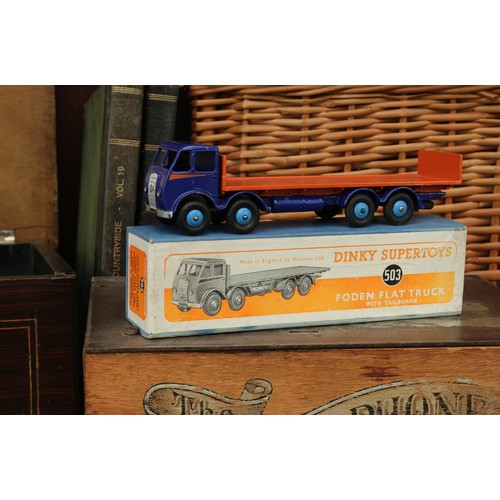 2061 - Dinky Supertoys 503 Foden flat truck with tailboard, 1st type dark blue cab with orange flashes, dar... 