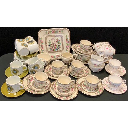 212 - A J & Meakin Galaxy pattern coffee service, for six, original box;  Paragon Fancy Free pattern tea s... 