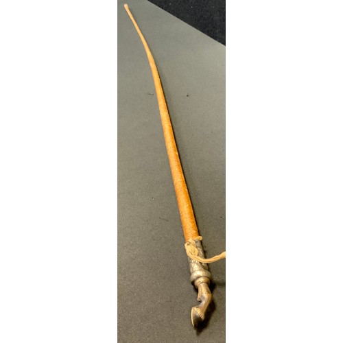 320 - A silver plated hoof handled riding crop, 72cm long