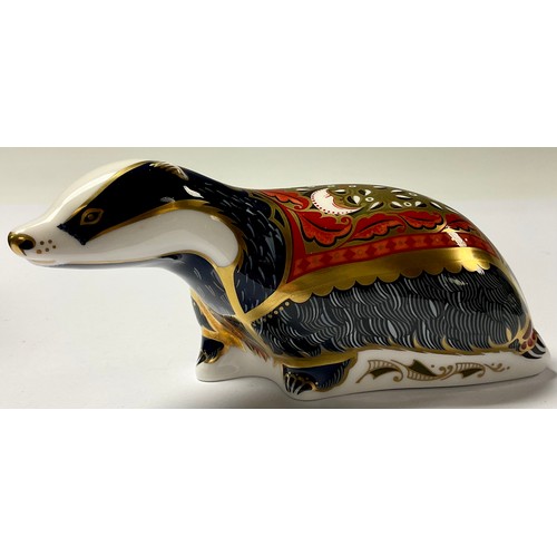 25 - A Royal Crown Derby paperweight, Moonlight Badger, Collectors Guild exclusive, gold stopper, signed,... 