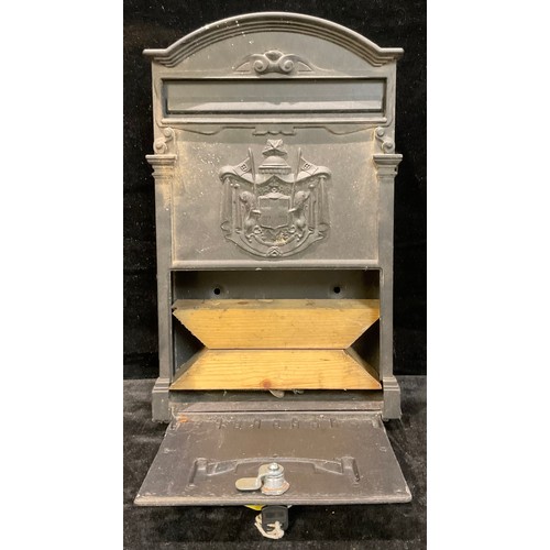 94 - A 19th century style lockable wall mounted post box, 40.5cm high