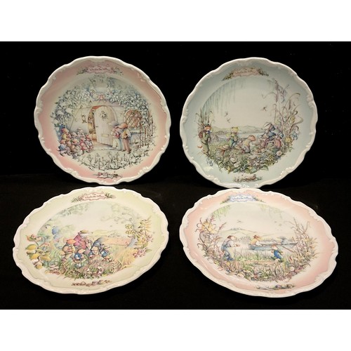 127 - A set of four Royal Albert Wind in the Willows pattern shaped circular collector's plates, The Four ... 