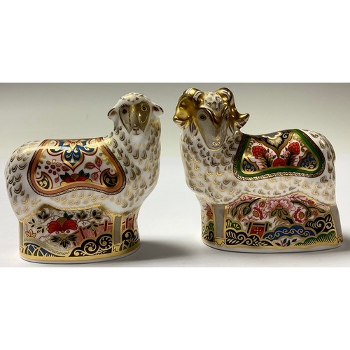 174 - A pair of Royal Crown Derby paperweights, Imari Ram and Imari Ewe, Visitors Centre exclusives, gold ... 