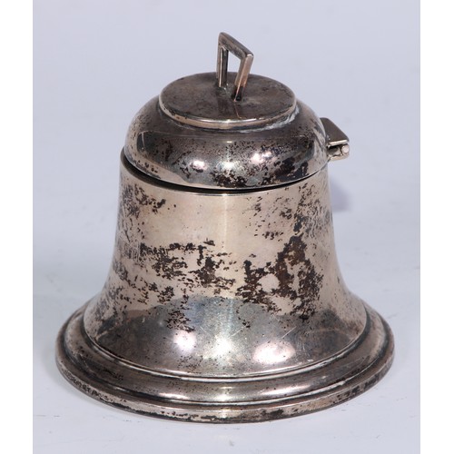 260 - A George V silver novelty inkwell, as a bell, hinged cover, 8.5cm high, A & J Zimmermann, Birmingham... 