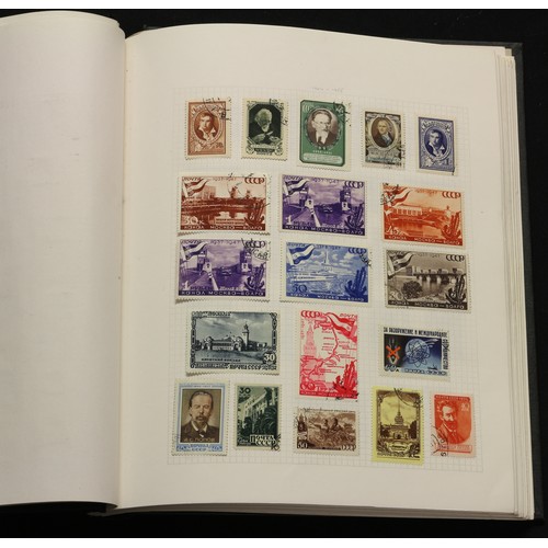 2471 - Stamps - Russian stamp collection in loose leaf album 1868-1986 neatly collated, could reward