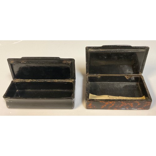 680 - A 19th century papier-mâché snuff box; another (2)