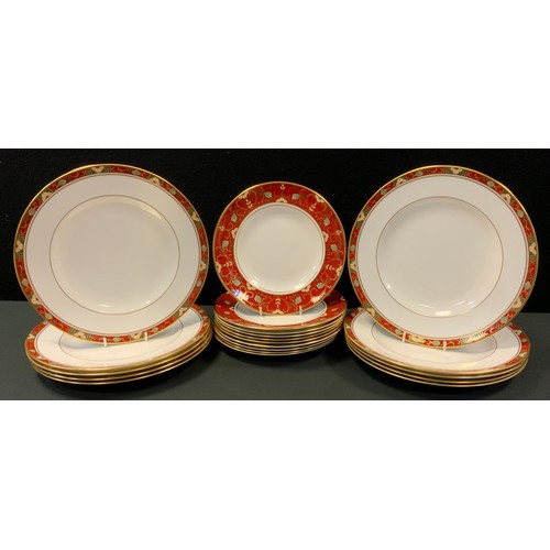 200 - Royal Crown Derby - A set of 10 Cloisonne pattern dinner plates and dessert plates (20)