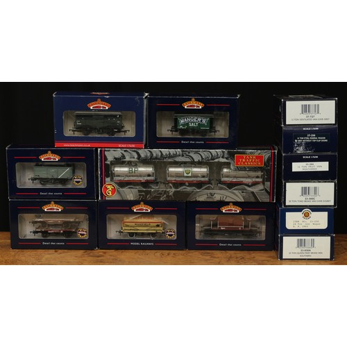 2354 - A collection of boxed Bachmann Branch-Line OO Gauge wagons and vans, comprising 37-225 16-ton steel ... 