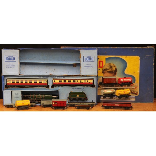 2355 - Hornby Dublo OO Gauge EDP12 'Duchess of Montrose' electric train set, comprising BR 'Duchess of Mont... 