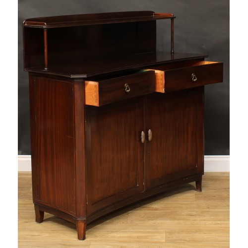 411 - A 19th century style mahogany concave side cabinet or chiffonier, by Strongbow Furniture, 119.5cm hi... 