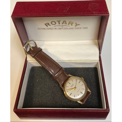 1192 - A Rotary Maximus 9ct gold wristwatch, original box