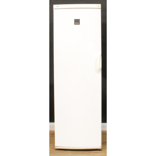 1282 - A Zanussi upright fridge