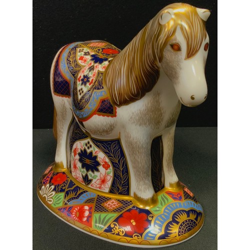 22 - A Royal Crown Derby paperweight, Miniature Shetland Pony, Sinclair's exclusive, limited edition 25/5... 