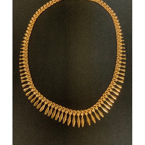 422 - A 9ct gold ornate link fringe necklace, stamped 9kt  Italy, 375, 38cm long, 18.9g, boxed