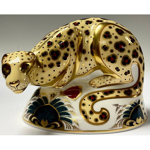 2 - A Royal Crown Derby paperweight, Endangered Species Savannah Leopard, commissioned by Sinclairs, lim... 