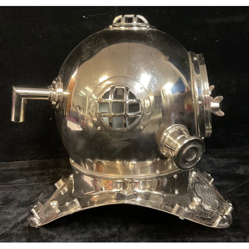 200 - A modern chromed Diver's helmet, marked Anchor Engineering, approx 41cm high, for display purposes o... 