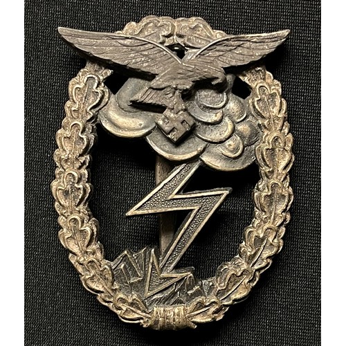 5036 - WW2 Third Reich Erdkampfabzeichen der Luftwaffe - Luftwaffe Ground Assault Badge. Maker marked 