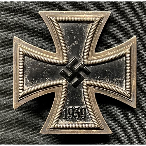 5062 - WW2 Third Reich Eisernes Kreuz 1. Klasse. Iron Cross 1st class 1939. Maker marked to pin