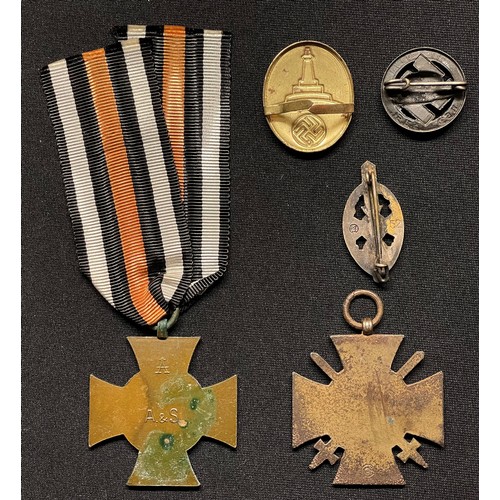 5091 - WW2 Third Reich Cross of Honour x 2, one with Swords and one without Swords. Along with a Kyffhäuser... 
