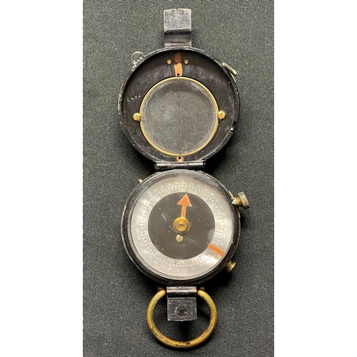 5146 - WW1 British Compass maker marked and dated 