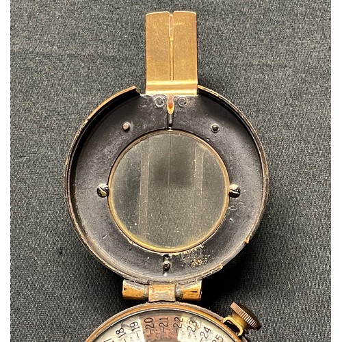 5172 - WW2 British Compass Prismatic MKIII serial no. 132339 maker marked and dated 