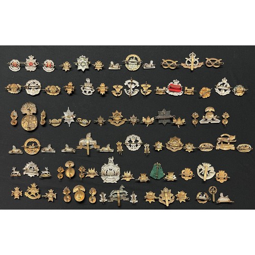 5192 - WW2 British Cap Badges together with matching Collar Dogs to include: Border Regt: Devonshire Regt: ... 