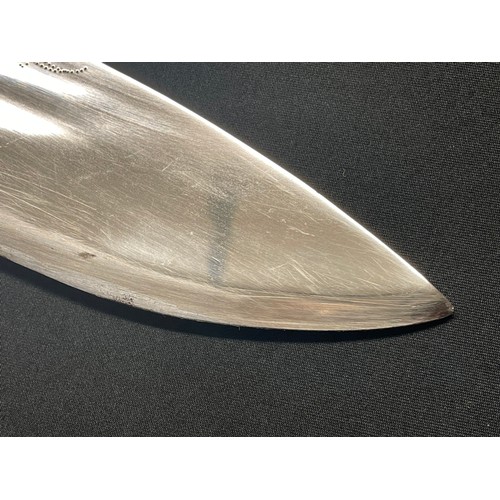 5201 - WW2 British Soldiers Souvenir Kukri Knife with 300mm single edged blade. Punched decoration to blade... 