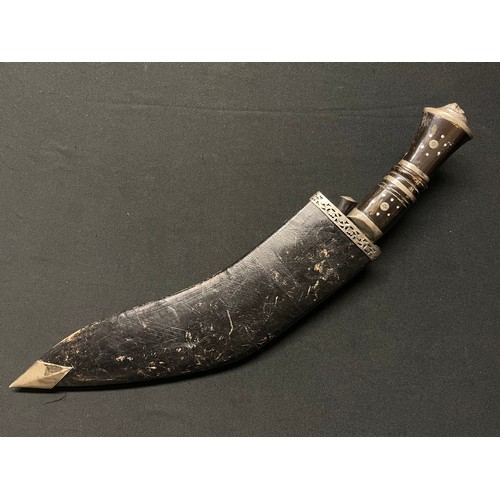 5201 - WW2 British Soldiers Souvenir Kukri Knife with 300mm single edged blade. Punched decoration to blade... 