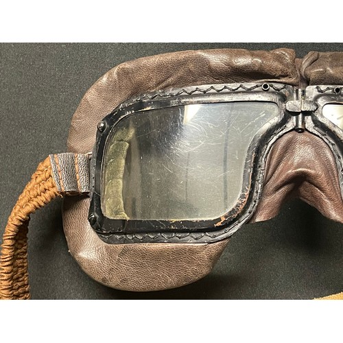 5207 - WW2 RAF /RCAF Battle of Britian era MKIII Flying Goggles, impressed mark on strap 