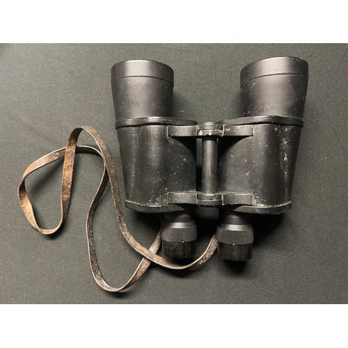 5259 - WW2 Third Reich 7x50 Binoculars serial number 60224. Maker marked 