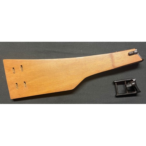 5327 - Reproduction Wooden Shoulder Stock for a WW1 08 Artillery Luger Pistol. Along with a spare metal loc... 