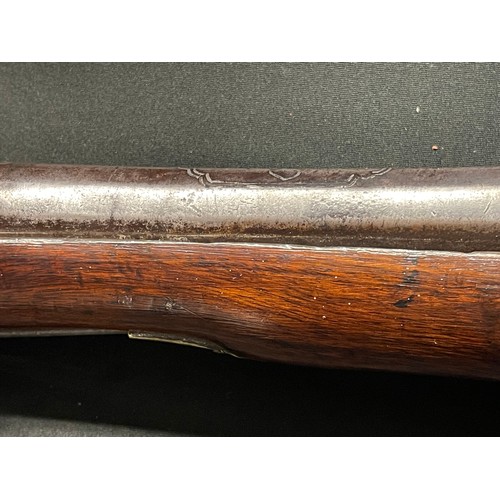 5342 - Percussion Cap blunderbuss with 310mm long barrel. Overall length 650mm. Working action. Barrel has ... 