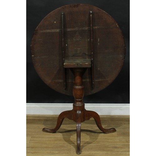 212 - A George III oak tripod occasional table, 72cm high, 84cm diameter, c.1800