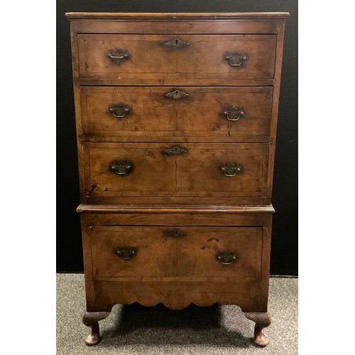 270 - A Queen Anne style, early 20th century reproduction walnut chest on chest, of small proportions, thr... 