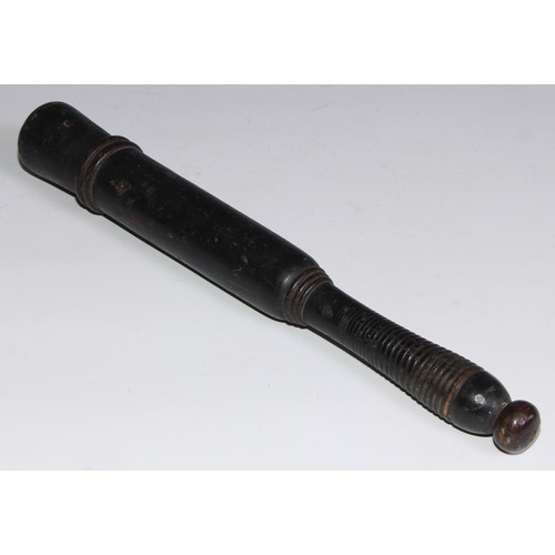 3636 - Police History - a Victorian turned, ebonised and polychrome painted truncheon, ribbed grip, 37.5cm ... 