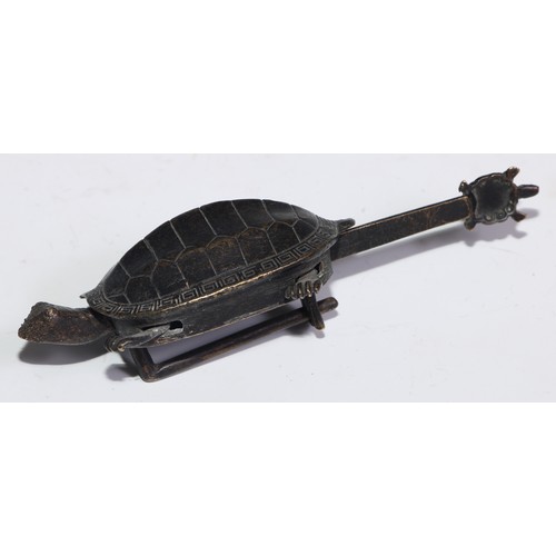 3077 - A Chinese bronze lock, cast as a turtle, the key with a hatchling set with a green stone cabochon, a... 