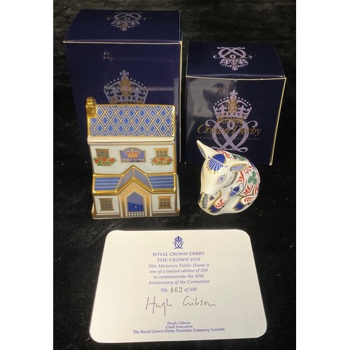 58 - A Royal Crown Derby model, The Crown Inn, Goviers exclusive, limited edition 462/500, certificate, b... 