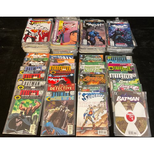 463 - Comics - a large collection of DC Comics, various titles including: Batman, Superman Rebirth, Detect... 