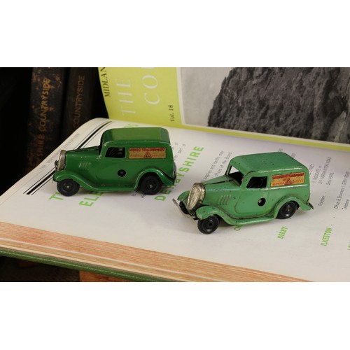 467 - Tri-ang Minic (Lines Brothers) tinplate and clockwork 2M Ford light van, dark green body with decals... 