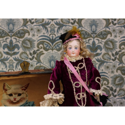 2129 - A late 19th century Francois Gaultier pale bisque head French Poupée de Mode or fashion doll, the pa... 