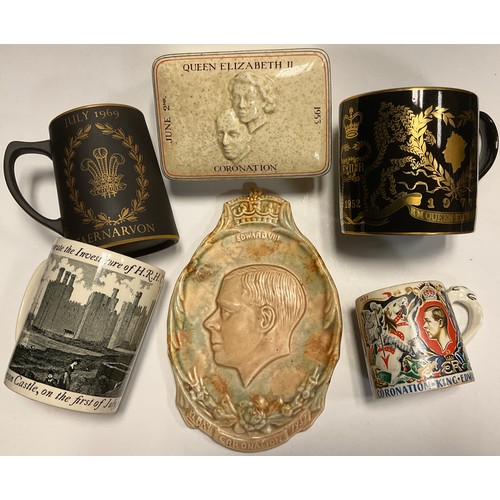 192 - Commemorative ceramics - Dame Laura Knight, Edward VIII Coronation cup, 1937;  Wedgwood, ‘Investitur... 