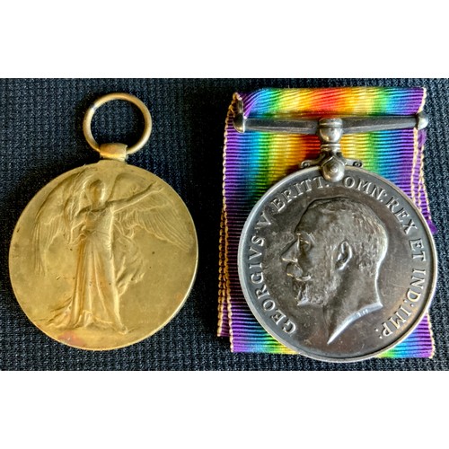 454 - Medals - World War I, pair, to O Sutcliffe, A.B.R.N, no J 71881 (2)