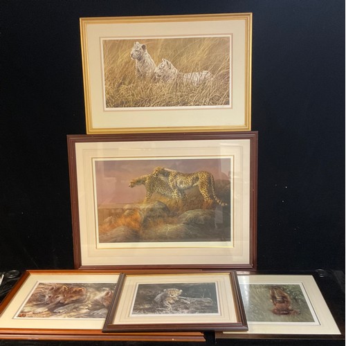 769 - Prints - wildlife interest, including Dick Van Heerde, Cheetahs on Alert, signed limited edition, 50... 