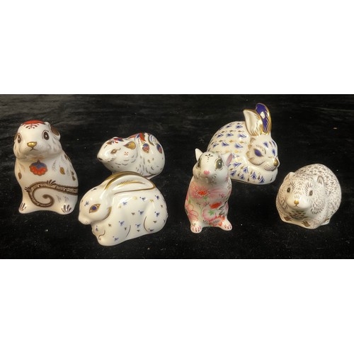 132 - A Royal Crown Derby paperweight, Rabbit, gold stopper; others, Baby Rabbit, Mouse, Riverbank Vole, B... 